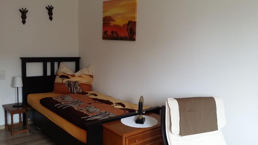 Christianes Gaestehaus ดุสเซลดอร์ฟ ภายนอก รูปภาพ